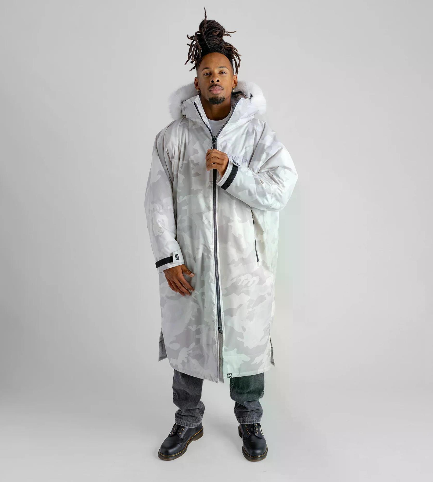 DRYROBE Advance Long Sleeve Alpine White Camo L Wasserdichter unisex Outdoor-Umkleidemantel